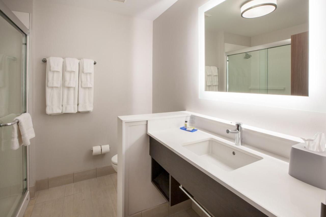 Holiday Inn Express & Suites - Brighton By Ihg מראה חיצוני תמונה
