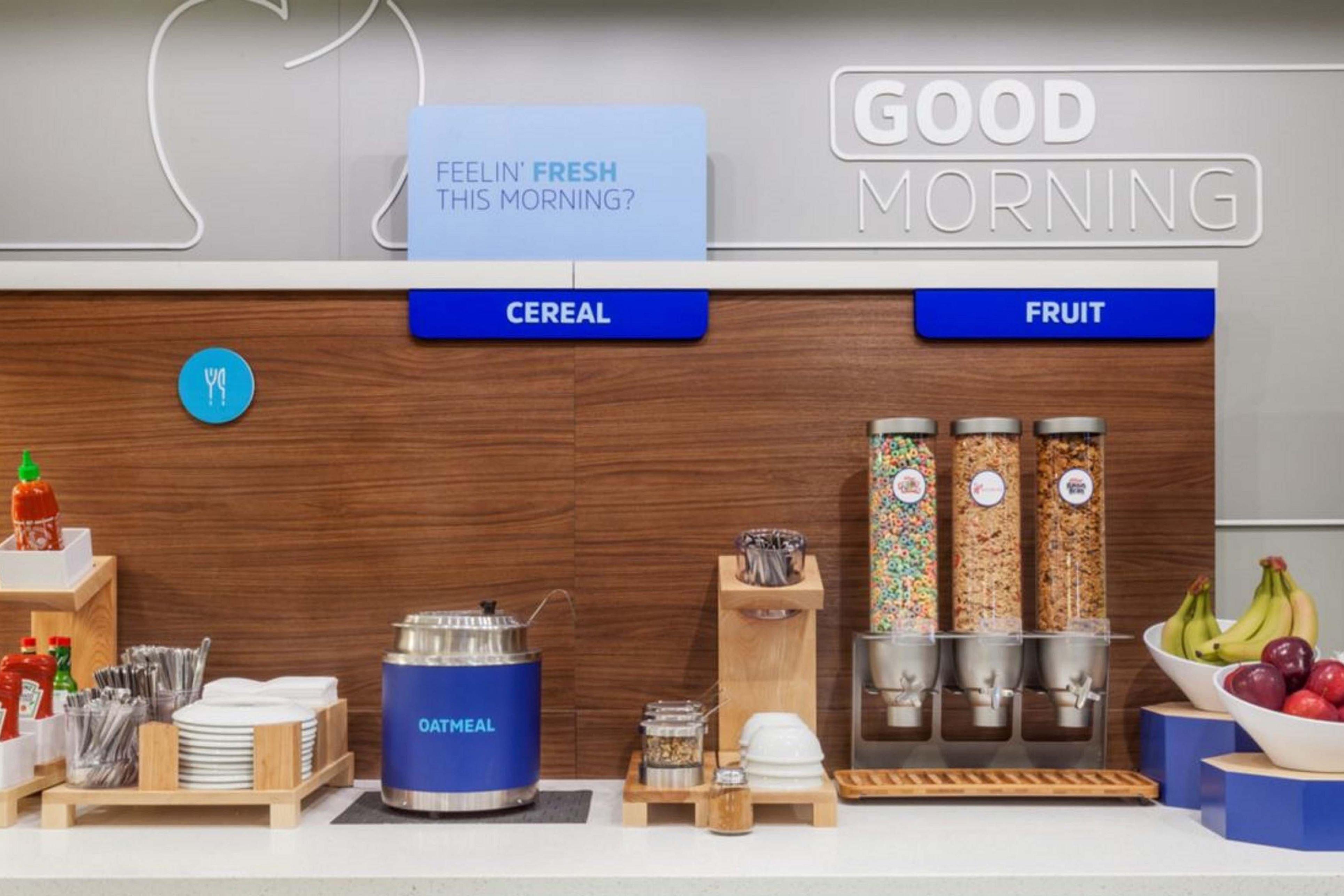 Holiday Inn Express & Suites - Brighton By Ihg מראה חיצוני תמונה